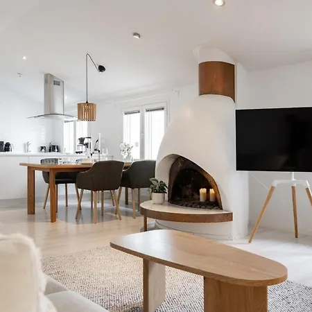 Taiga Penthouse, Private Sauna By Lapland Host Appartement *