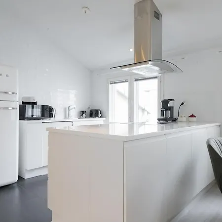 Taiga Penthouse, Private Sauna By Lapland Host Rovaniemi