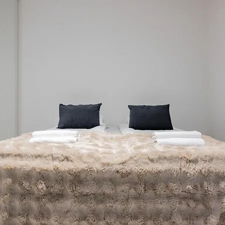 Taiga Penthouse, Private Sauna By Lapland Host Rovaniemi