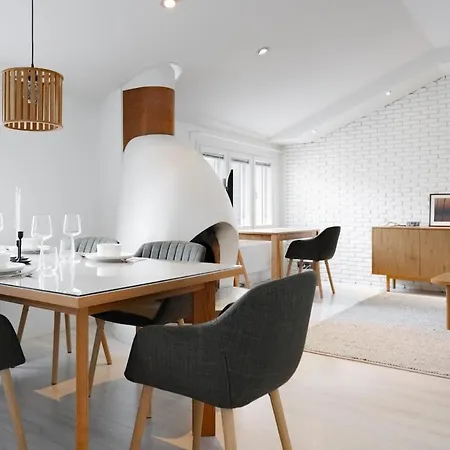 Taiga Penthouse, Private Sauna By Lapland Host * Rovaniemi