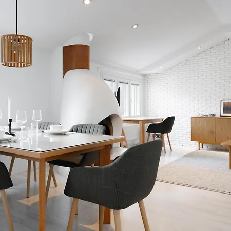 Taiga Penthouse, Private Sauna By Lapland Host Rovaniemi